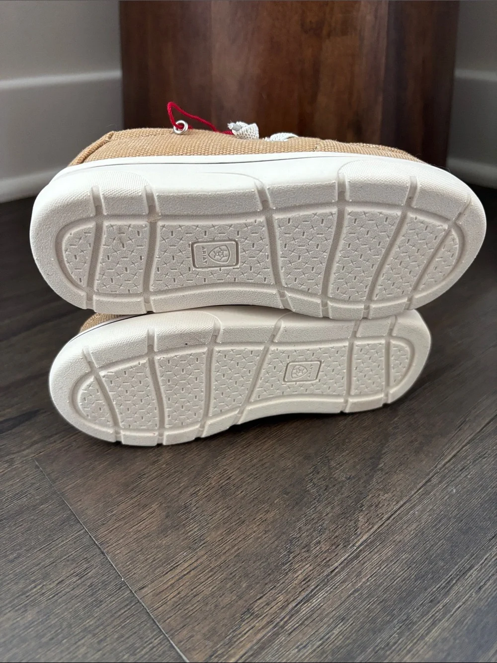 Ariat Lil Stompers WSHD Canvas,foam sole,fabric upper,mesh lined,slip on